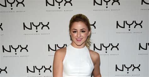 does chloe lukasiak still dance